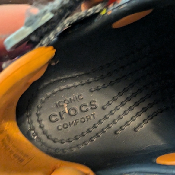 Crocs, Kids 10, Paint Splatter Design with Adjustable Straps, GUC - Picture 5 of 6